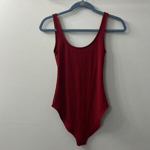 Forever 21 Red Sleeveless Round Scoop Neck Tank Top Style Bodysuit Medium